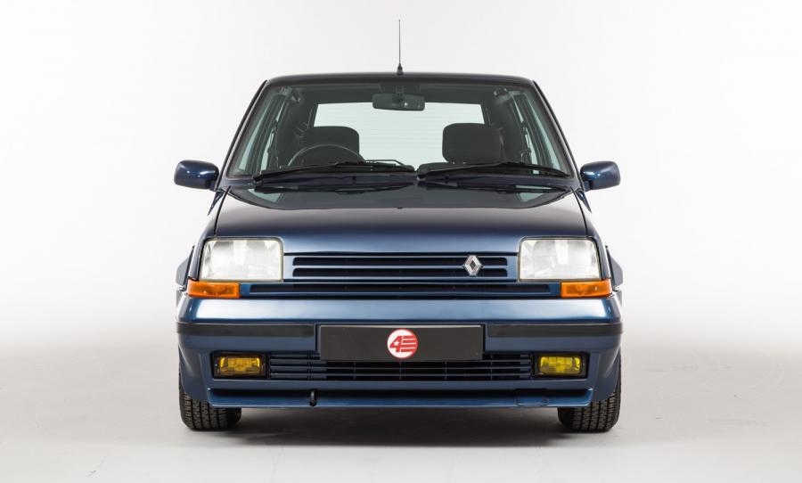  Renault 5 GT Turbo 1986 года  (UK) (фото 3 из 17)